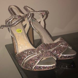 USED NINE WEST HEELS